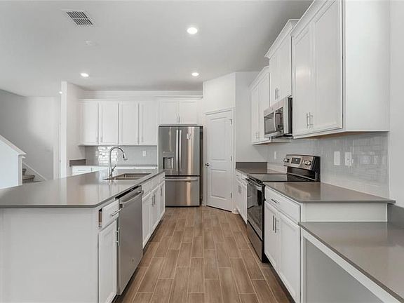 3rd image of 6430 Limberpine Aly