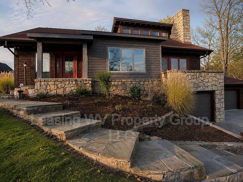 1st image of 134 Woodbridge Dr