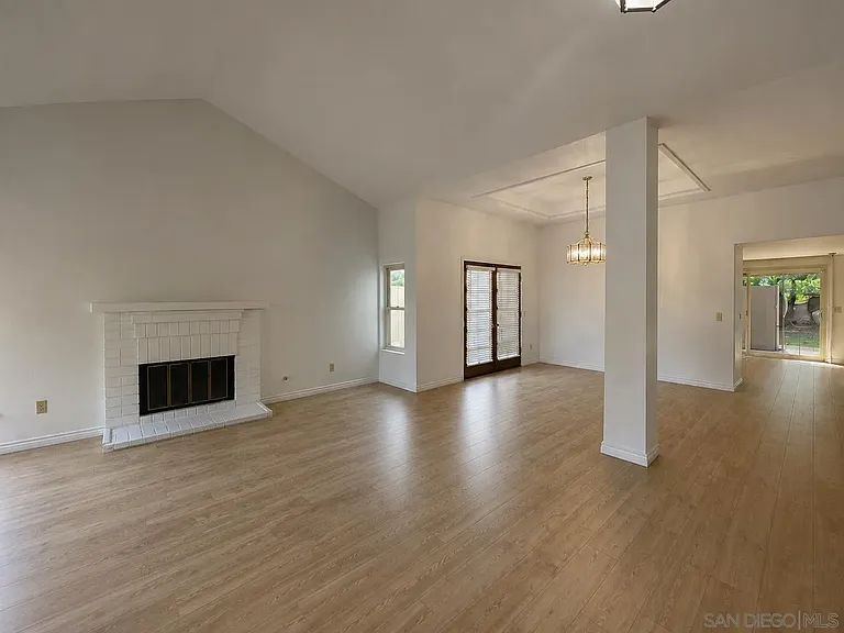 12592 Heatherfield Ln — Photo 12
