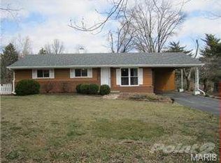 9 Branford Dr, Saint Louis, MO 63132