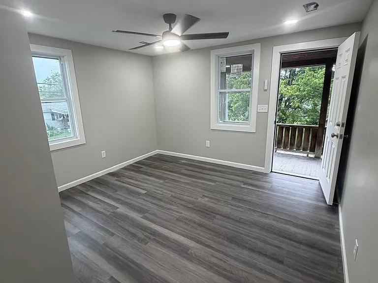1096 Addison St #2 — Photo 4