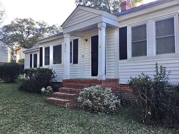 3rd image of 1044 Bedford Dr