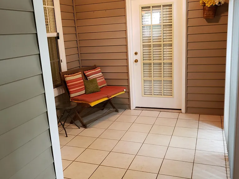 1614 Providence Glen Dr — Photo 23
