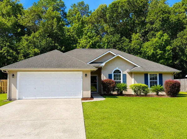 120 Hydrangea Rd, Kingsland, GA 31548