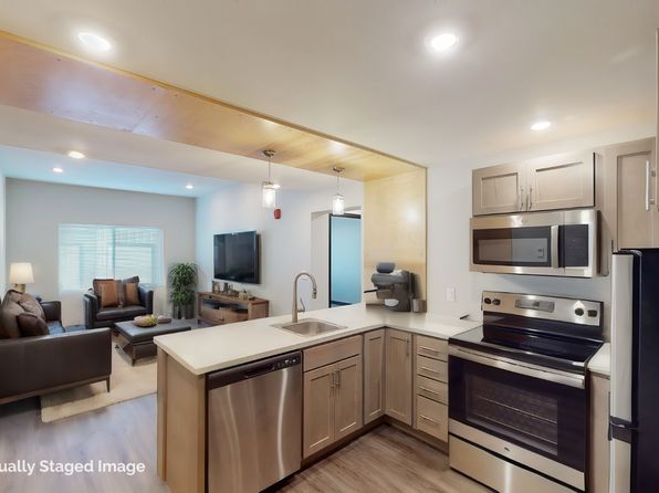 3200 Jaffa Garden Way #213