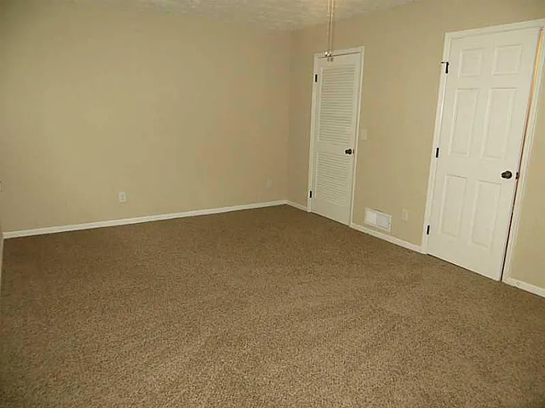 2366 Fairview Rd SE — Photo 8