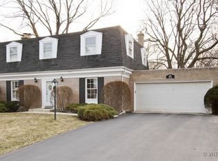 637 Park Dr, Flossmoor, IL