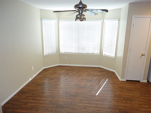 4th image of 12558 W Amelia Ave