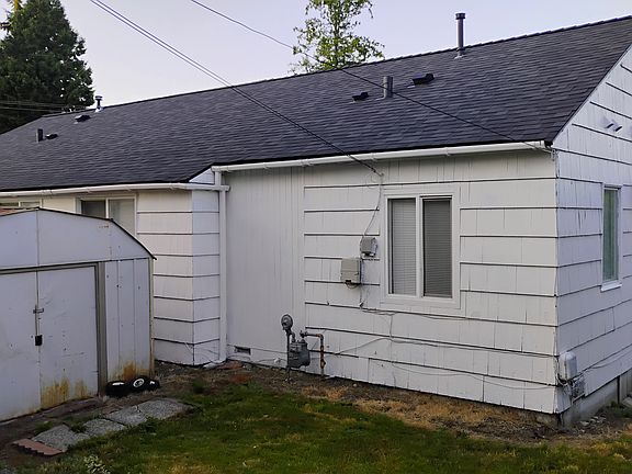 4th image of 1038 Woodlawn Ave