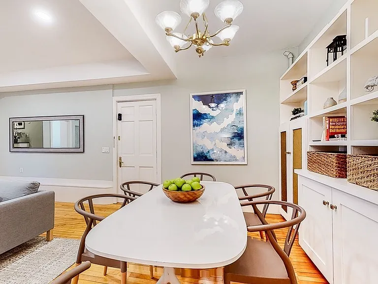 278 Clarendon St #1 — Photo 4