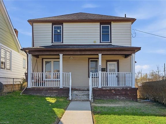 2nd image of 154 Niagara Falls Rd