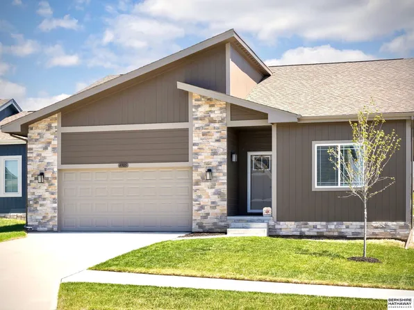 4905 N 180th Ave, Elkhorn, NE 68022