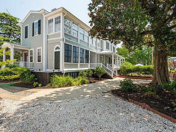 2nd image of 501 Craven Street