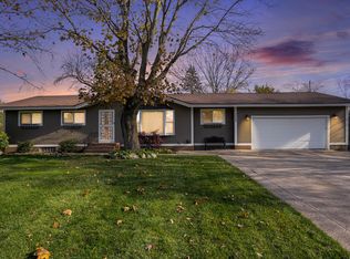 5280 Hillview Dr, Muskegon, MI 49441