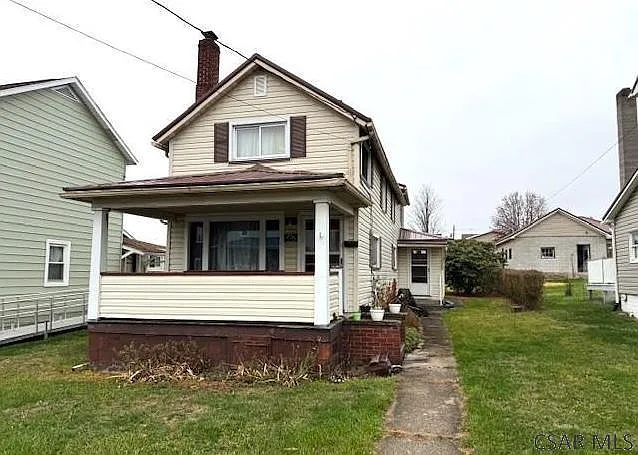 205 9th St photo 1