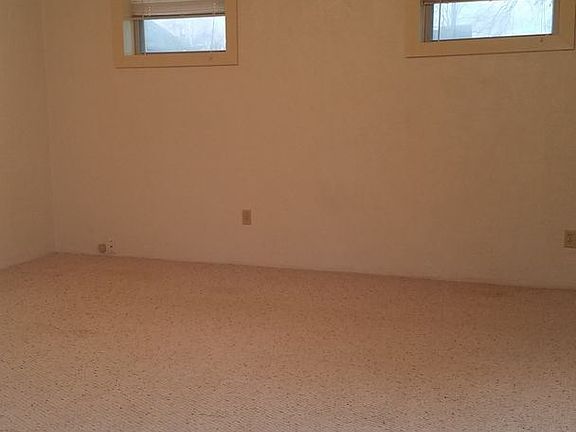 4th image of 315 W Main St APT 12