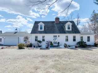 16 Hunting Ln, Wilbraham, MA 01095