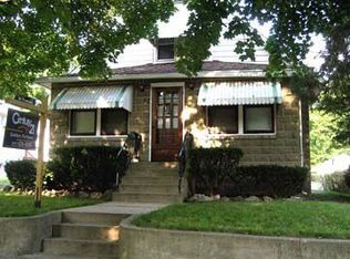 867 Illinois Ave, Elgin, IL 60120