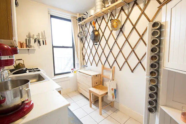 Rented by Spire Group | media 12