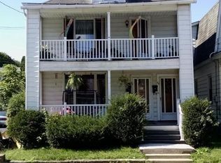 82 Lawrence St, Wilkes Barre, PA 18702