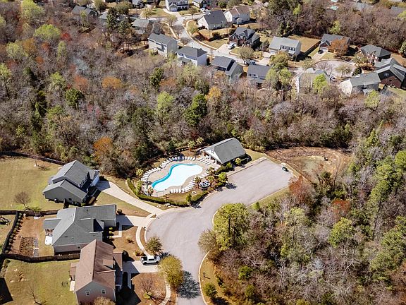 2nd image of 119 Yellowbark Dr