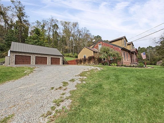 2nd image of 455 Rural Valley Rd