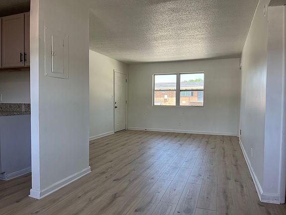 4th image of 2612 Steele Ave SW APT 26D