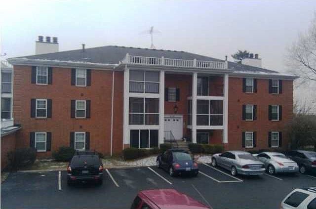 1st image of 210 Donard Park Ave