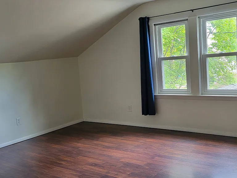 815 James St #2 — Photo 4