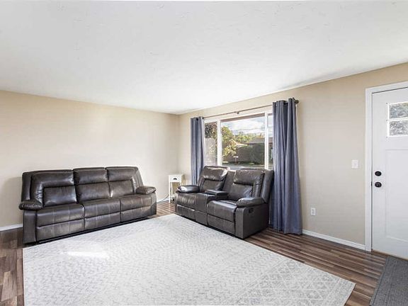 4th image of 8205 E Nora Ave