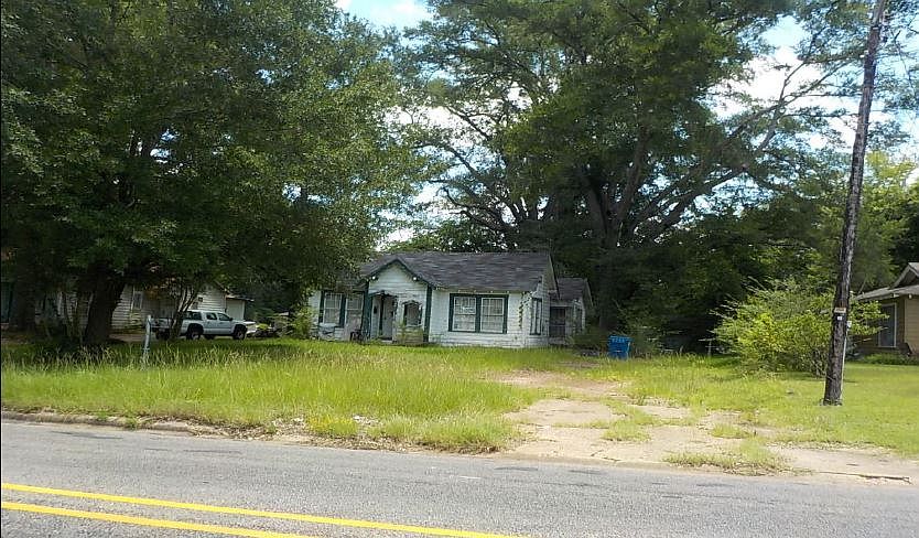 1st image of 502 Arp Dr