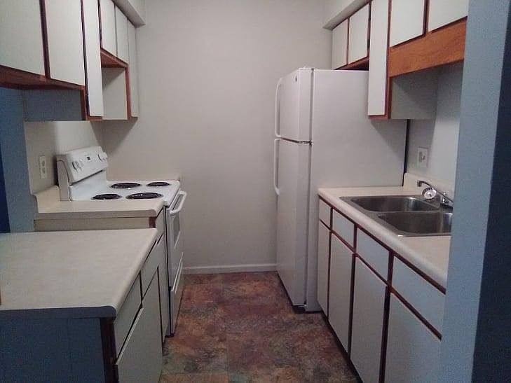 1602 Brookside St Saint Joseph MO Zillow