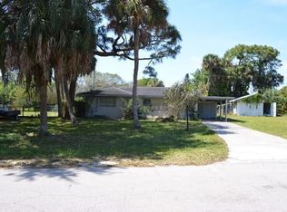 748 June Pkwy, North Fort Myers, FL 33903