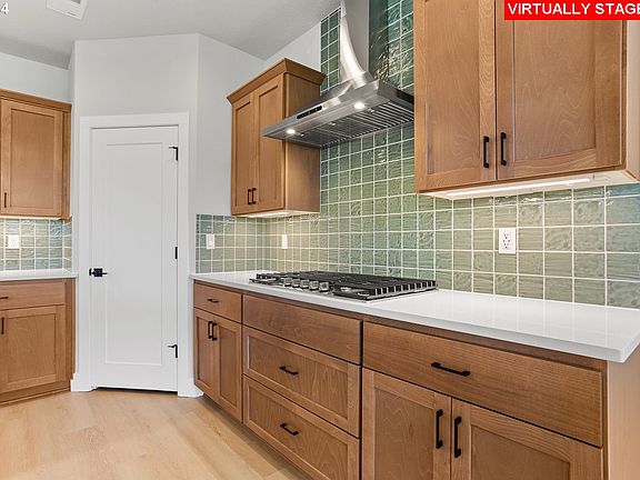 5th image of 8179 SE Barlow Ln