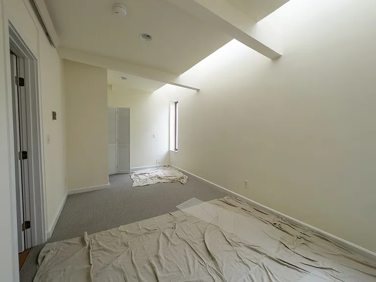 103 Cedar St #2 — Photo 9