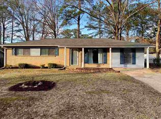 2528 Upper Dr, Pearl, MS 39208