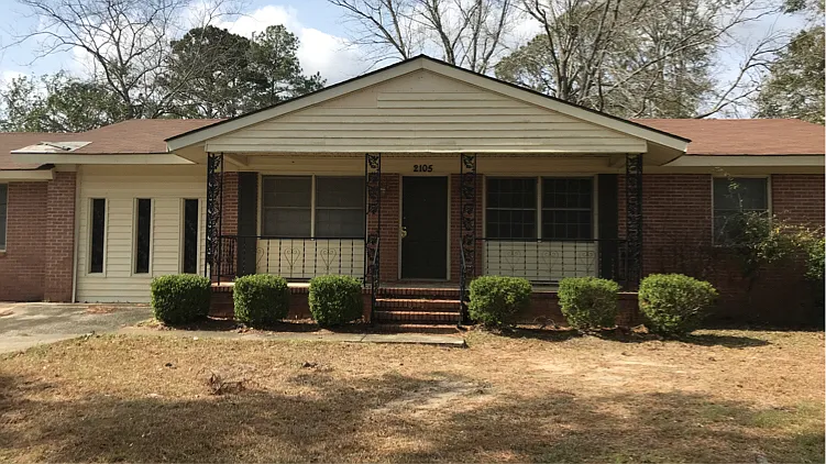 2105 Evergreen Dr