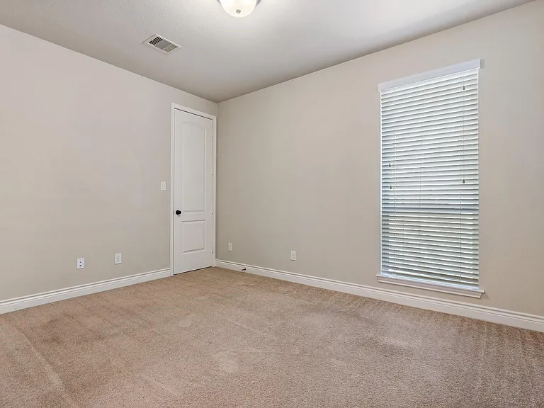 138 Meadow Run Dr — Photo 27