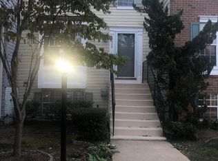 45422 Gable Sq, Sterling, VA 20164