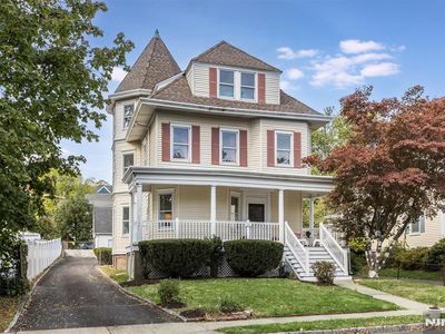 11 Mountain Ave, Montclair, NJ, 07042