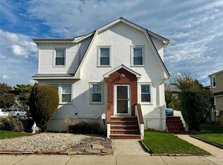 518 Lindell Blvd, Long Beach, NY 11561