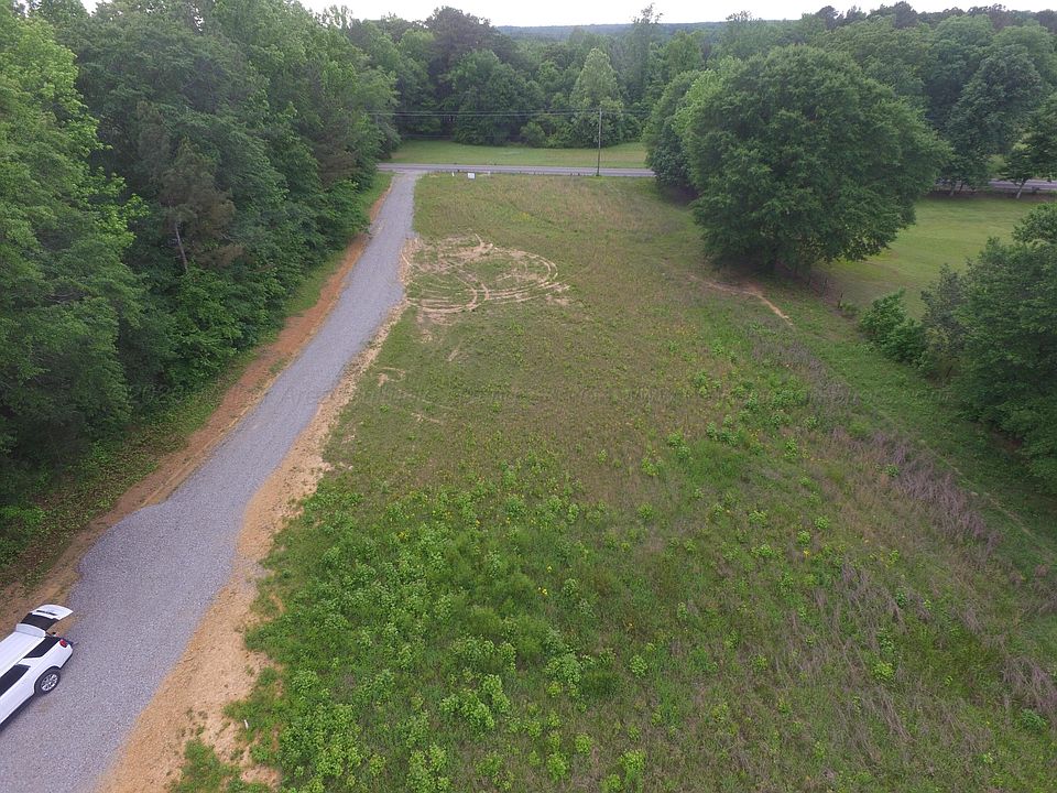 1st image of 2238 Duncan Rd