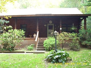 42 Shelterwood Rd, East Greenbush, NY 12061