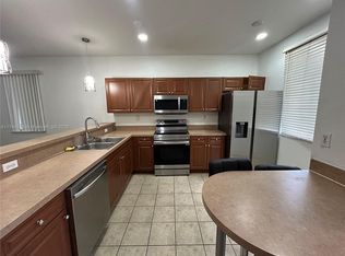 17339 NW 7th Ave APT 106, Miami, FL 33169