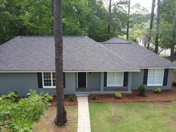608 Summit Dr, Albany, GA 31707