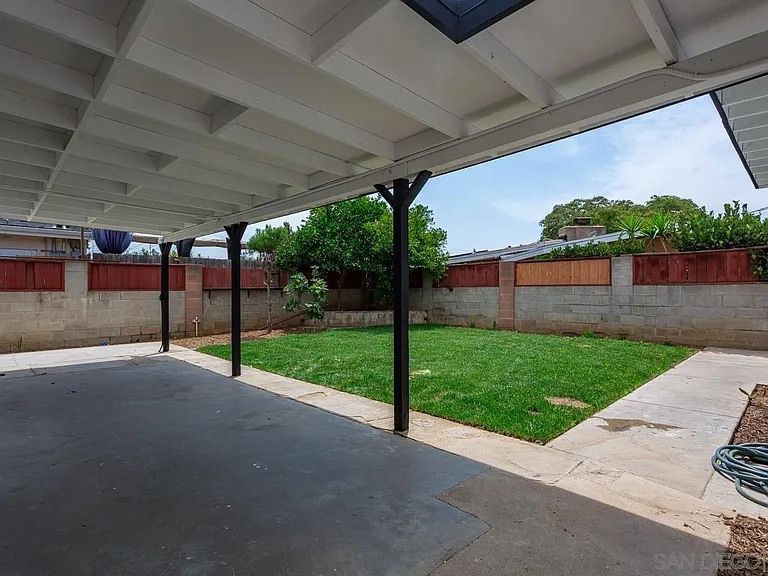 534 Jeffree St — Photo 25