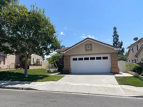 20450 Herbshey Cir Photo 1