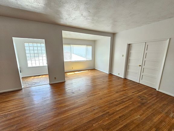 5th image of 703 O Ave