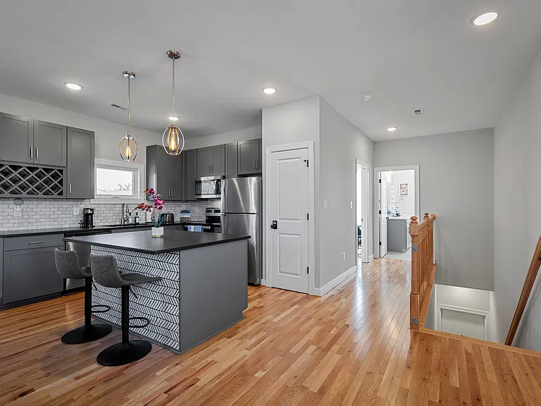 2511 Porter St #2 — Photo 19