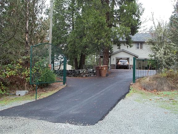 New Driveway and Gate